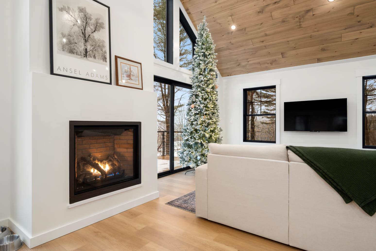 Winter Custom Home — photo 37 of 44, M.E. Garlock Construction, Boonville NY